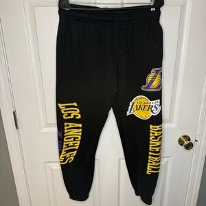 Los Angeles Lakers NBA Black Joggers Sweatpants Size Medium GUC